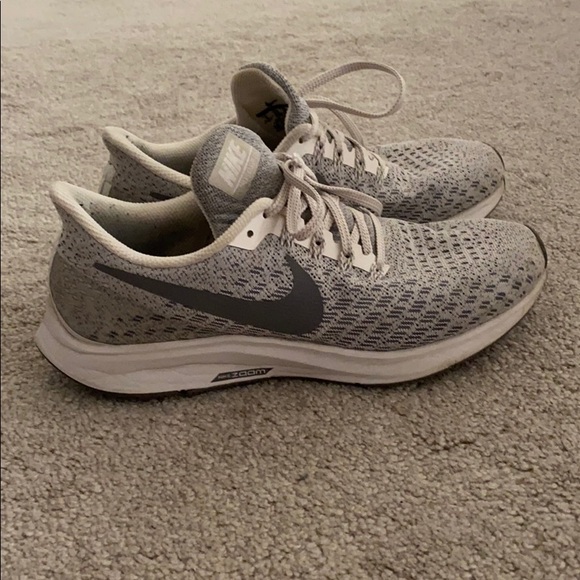 Nike Shoes - Nike Zoom Pegasus